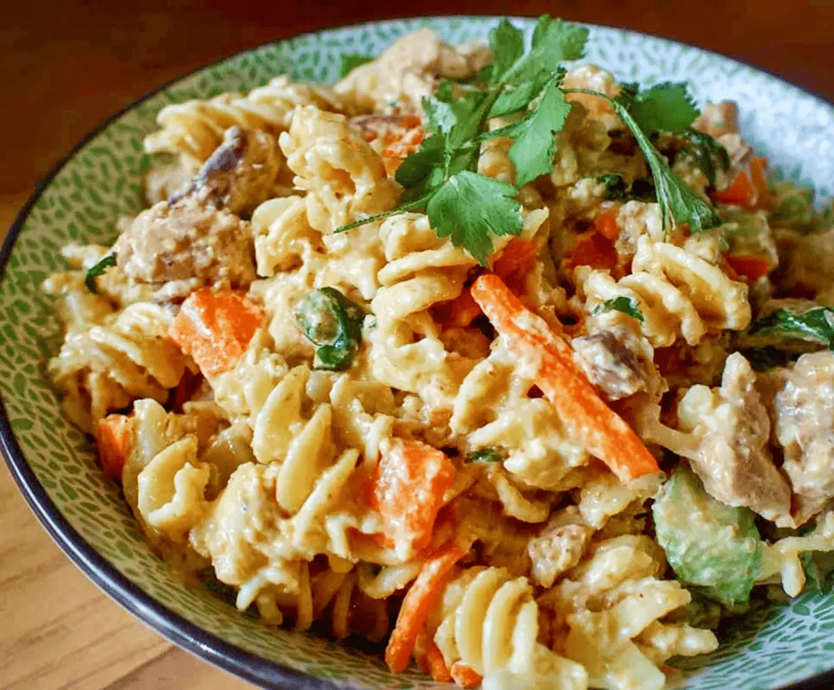 Easy Buffalo Chicken Pasta Salad Recipe